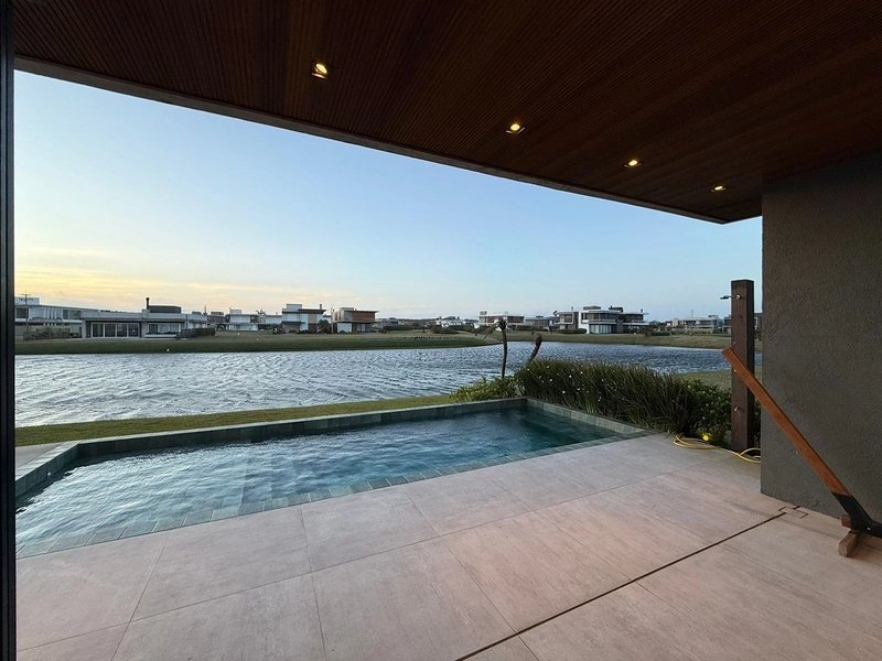 Sobrado à venda no Condomínio Costa Serena: 13ª foto da galeria de imagens do imóvel