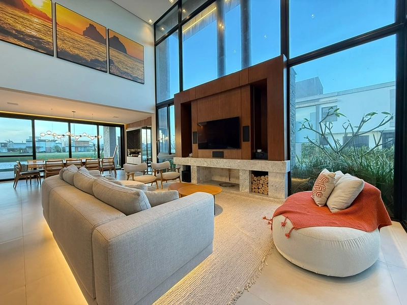 Sobrado à venda no Condomínio Costa Serena: 3ª foto da galeria de imagens do imóvel