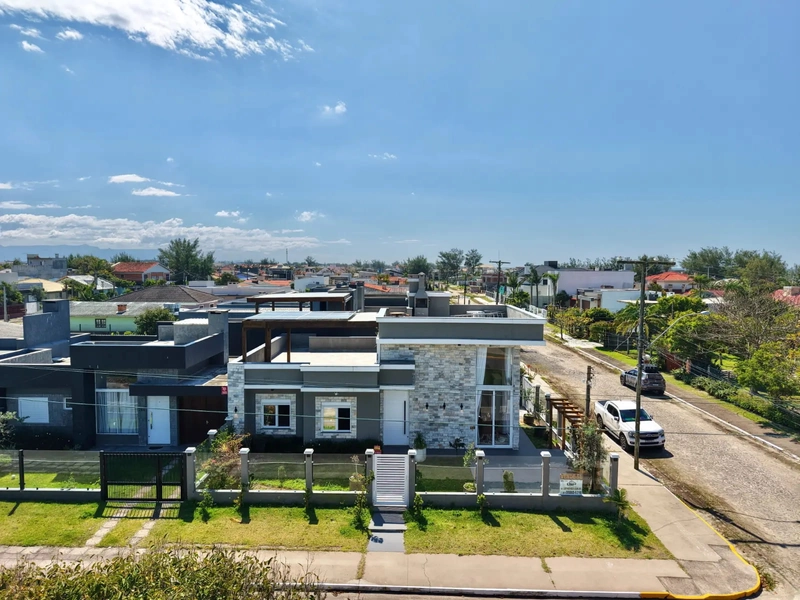 CASA DE ALTO PADRÃO À VENDA: 1ª foto da galeria de imagens do imóvel