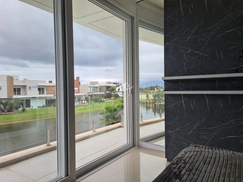 Casa Beira Lago à venda no condomínio Enseada Lagos em Xangri-Lá: 17ª foto da galeria de imagens do imóvel