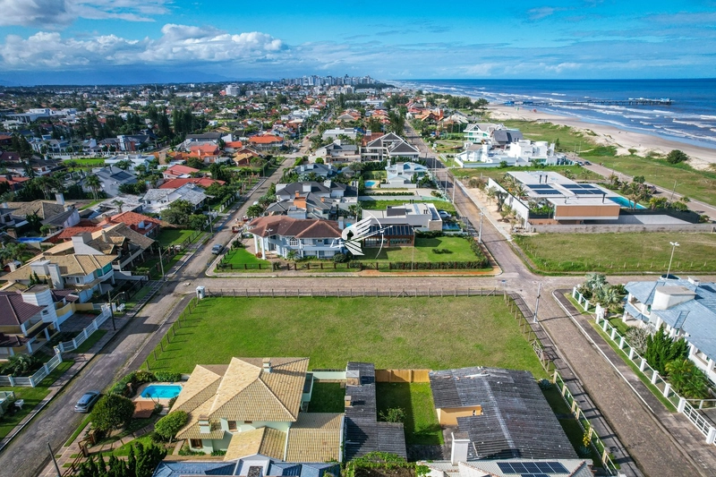 Casa à venda em Atlântida: 3ª foto da galeria de imagens do imóvel