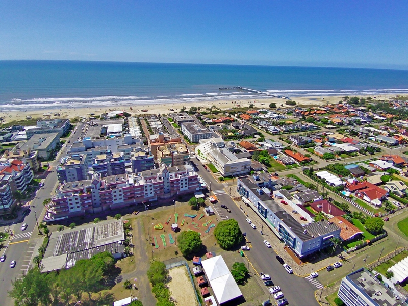 Apartamento à venda em Atlântida: 1ª foto da galeria de imagens do imóvel