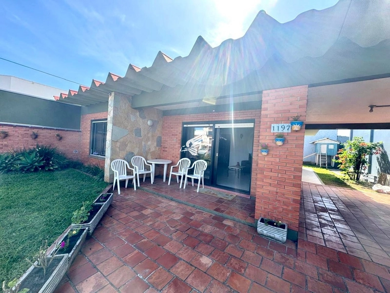 Casa para aluguel no Centro de Xangri-Lá!: 17ª foto da galeria de imagens do imóvel