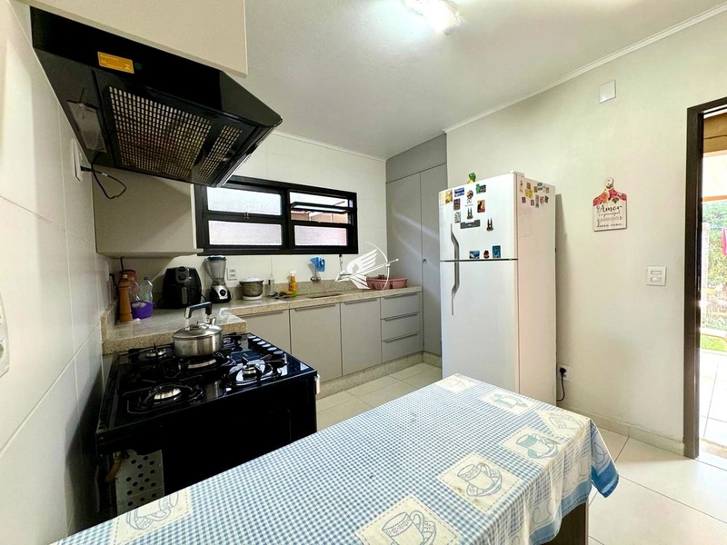 Casa para aluguel no Centro de Xangri-Lá!: 12ª foto da galeria de imagens do imóvel