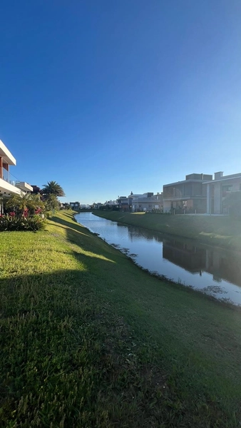 Sobrado beira lago no condomínio Capão Ilhas Resort: 30ª foto da galeria de imagens do imóvel