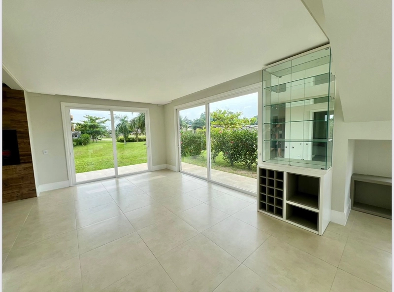 Sobrado beira lago no condomínio Capão Ilhas Resort: 6ª foto da galeria de imagens do imóvel