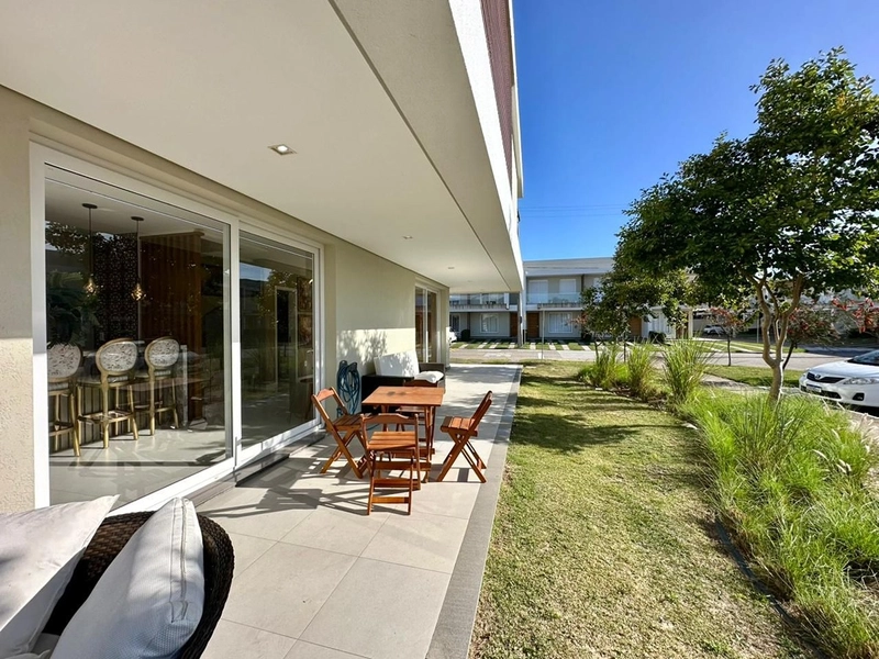 Sobrado beira lago à venda no condomínio Murano em Capão da Canoa: 34ª foto da galeria de imagens do imóvel