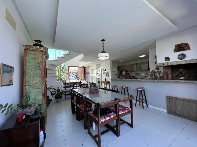 Casa à venda no condomínio Las palmas: 1ª foto da galeria de imagens do imóvel