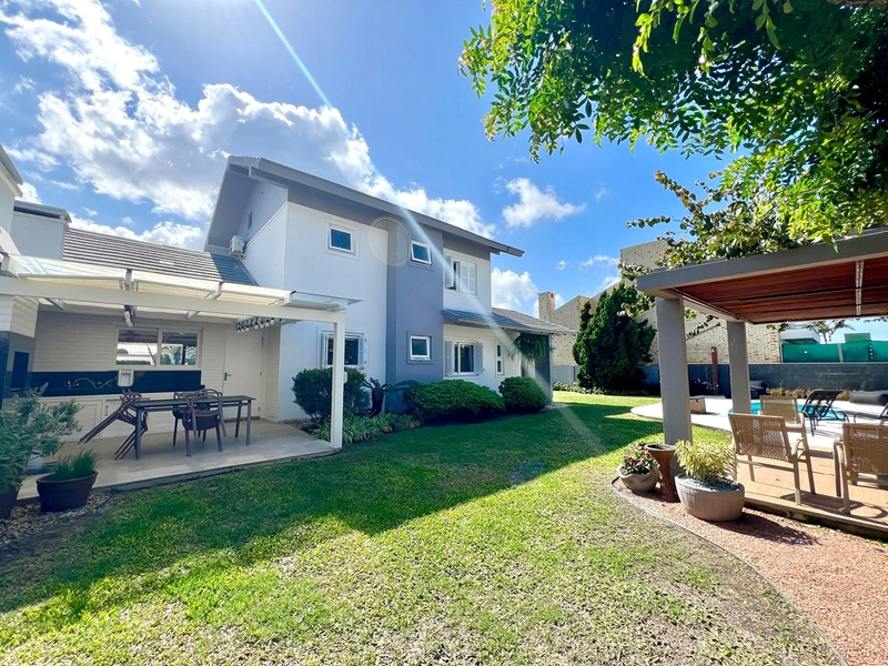 Sobrado à venda no Centro de Xangri-Lá: 7ª foto da galeria de imagens do imóvel