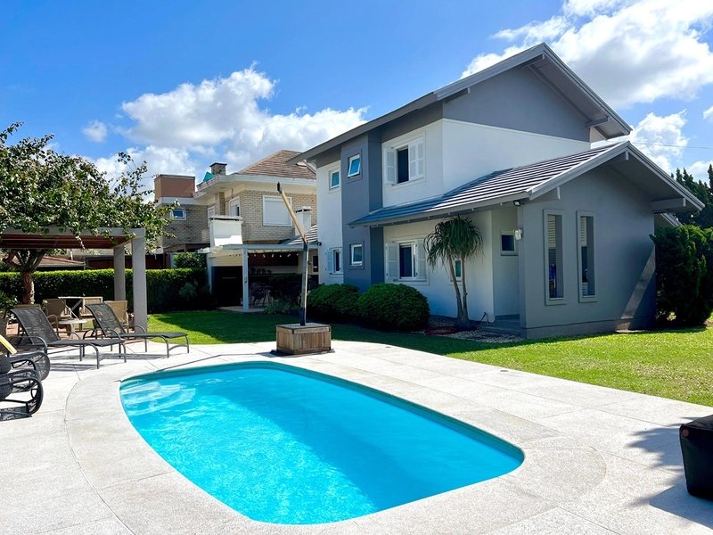 Sobrado à venda no Centro de Xangri-Lá: 5ª foto da galeria de imagens do imóvel