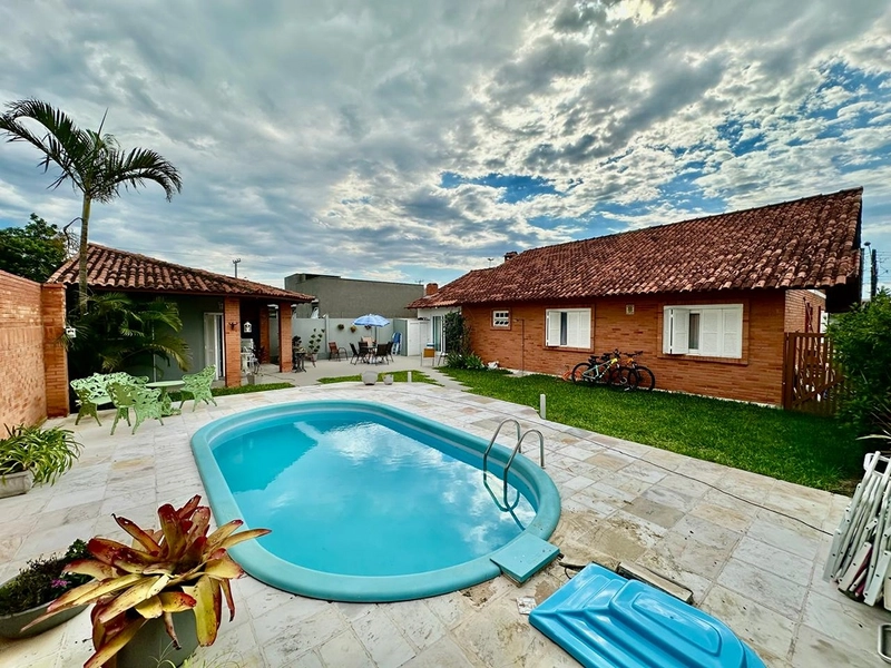 Casa a venda em Atlântida : 14ª foto da galeria de imagens do imóvel