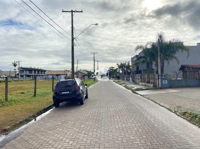 Terreno à venda no Centro de Xangri-Lá: 4ª foto da galeria de imagens do imóvel