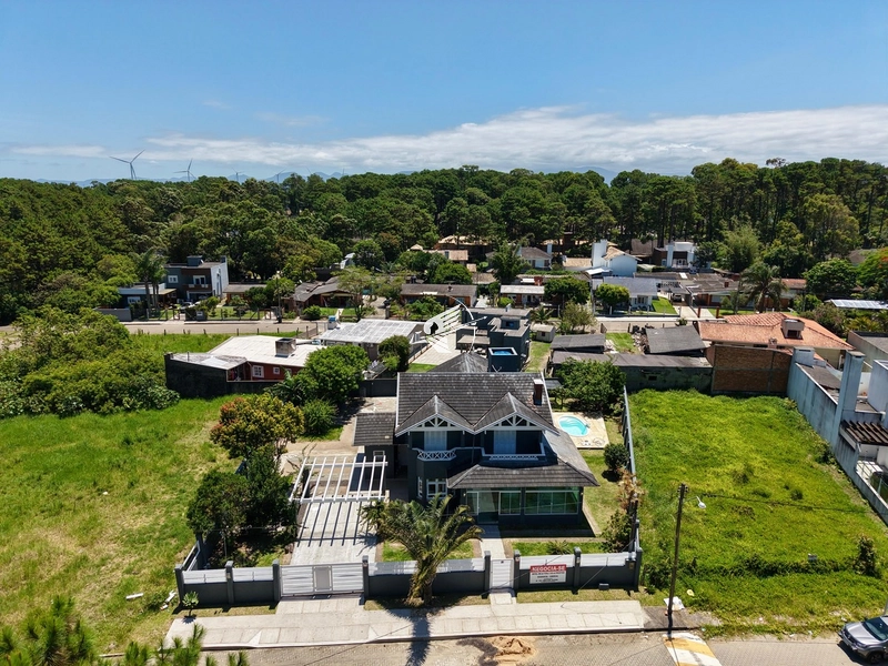 Sobrado à venda em Atlântida: 9ª foto da galeria de imagens do imóvel