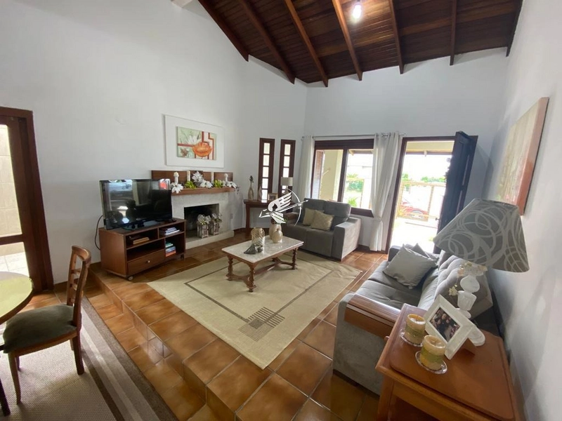 Casa à venda em Xangri-Lá: 2ª foto da galeria de imagens do imóvel