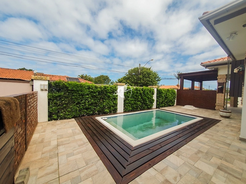 Casa à venda em Xangri-Lá: 8ª foto da galeria de imagens do imóvel