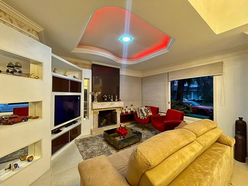 Sobrado à venda no condomínio Condado de Capão: 3ª foto da galeria de imagens do imóvel