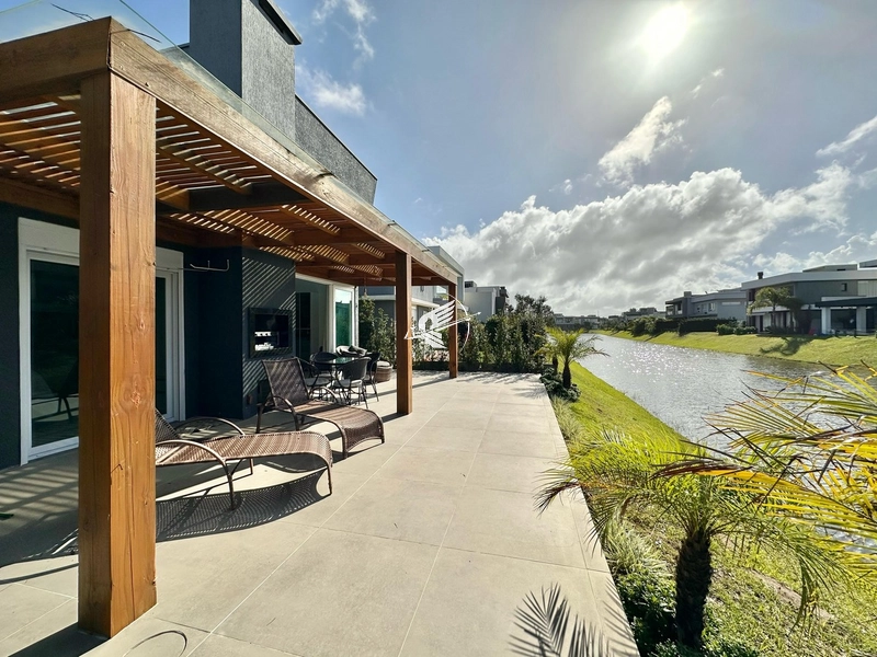 Casa beira lago à venda no condomínio Capão Ilhas Resort: 13ª foto da galeria de imagens do imóvel