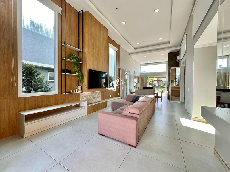 Casa beira lago à venda no condomínio Capão Ilhas Resort: 2ª foto da galeria de imagens do imóvel