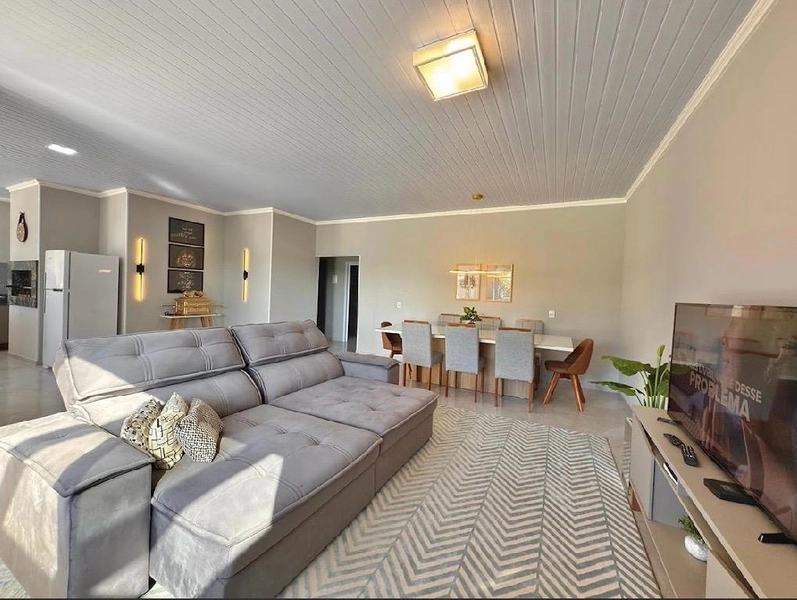 Casa à venda em Rainha do Mar : 2ª foto da galeria de imagens do imóvel