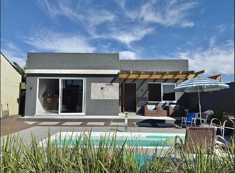 Casa à venda em Rainha do Mar : 1ª foto da galeria de imagens do imóvel