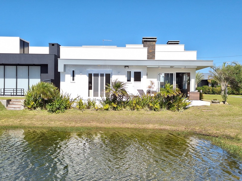 Casa beira lago à venda no condomínio Riviera em Xangri-Lá: 35ª foto da galeria de imagens do imóvel