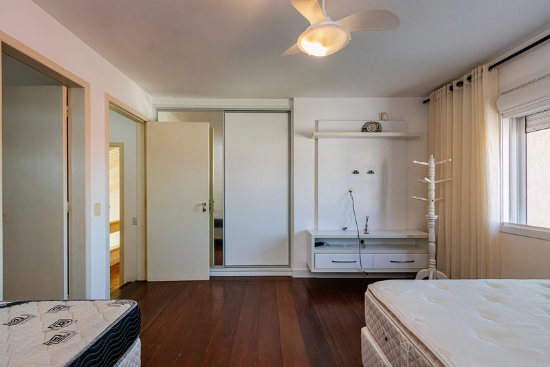 Sobrado à venda no Centro de Xangri-Lá: 29ª foto da galeria de imagens do imóvel