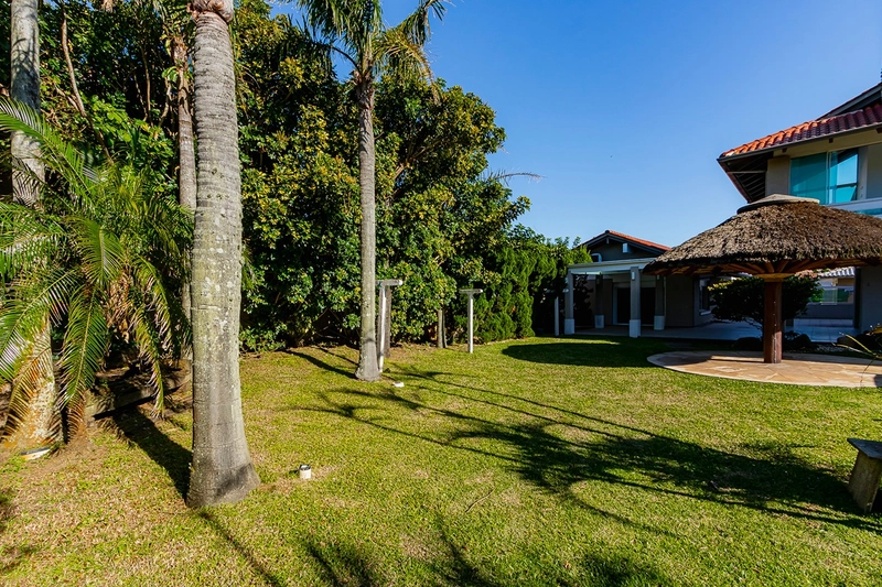 Sobrado à venda no Centro de Xangri-Lá: 70ª foto da galeria de imagens do imóvel