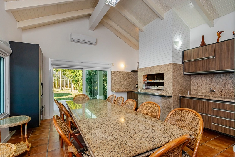 Sobrado à venda no Centro de Xangri-Lá: 64ª foto da galeria de imagens do imóvel