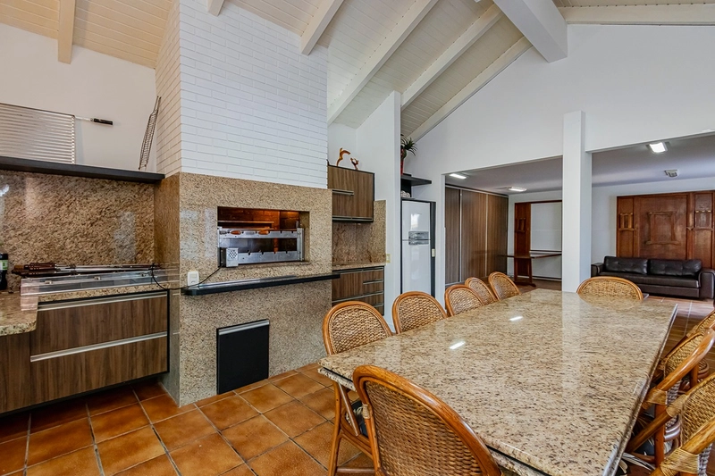 Sobrado à venda no Centro de Xangri-Lá: 65ª foto da galeria de imagens do imóvel