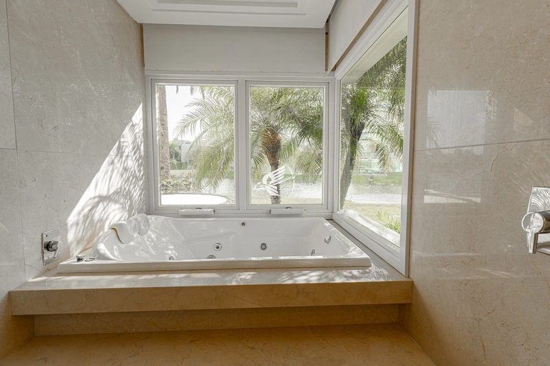 Casa beira lago à venda no condomínio Enseada Lagos: 29ª foto da galeria de imagens do imóvel