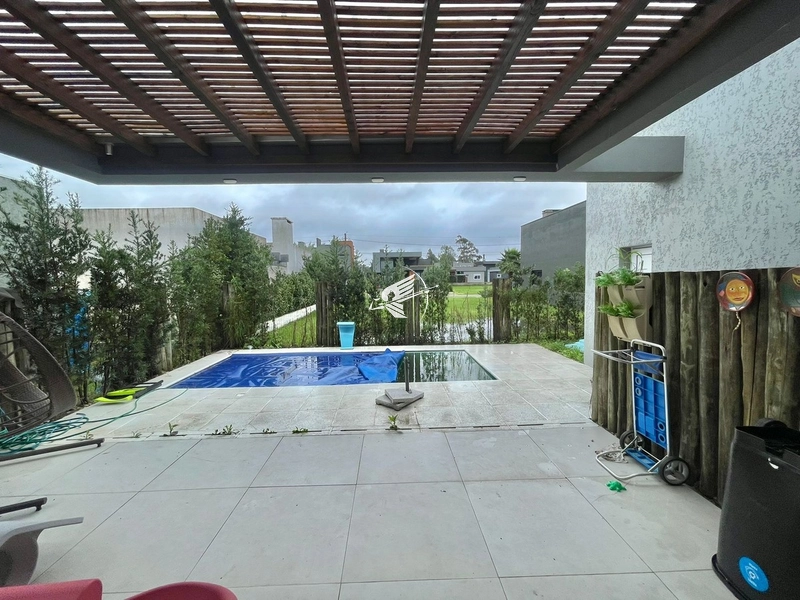 Casa à venda no condomínio Dubai Resort em Capão da Canoa: 8ª foto da galeria de imagens do imóvel
