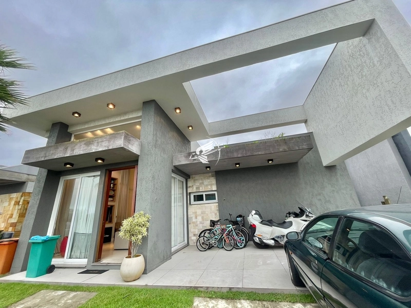 Casa à venda no condomínio Dubai Resort em Capão da Canoa: 1ª foto da galeria de imagens do imóvel