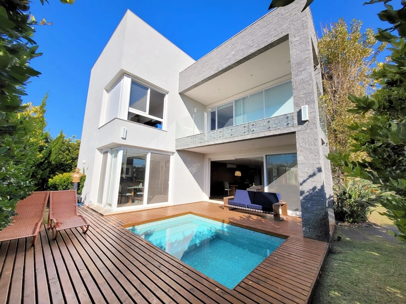 Sobrado à venda no condomínio La Plage em Xangri-Lá: 8ª foto da galeria de imagens do imóvel