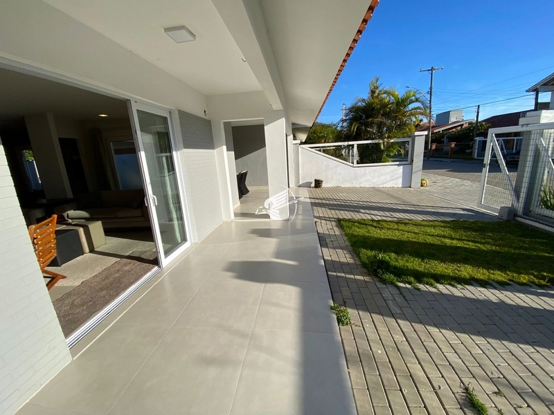 Casa à venda no Centro de Xangri-Lá: 6ª foto da galeria de imagens do imóvel