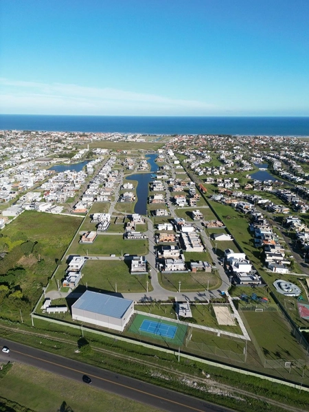 Lote/Terreno frente lago no condomínio Sunset : 38ª foto da galeria de imagens do imóvel