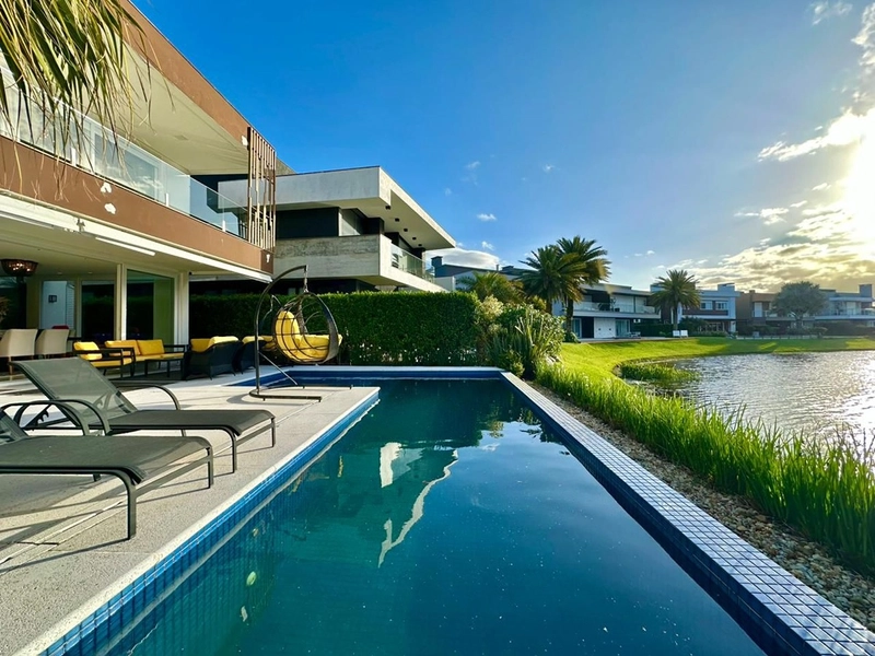 Sobrado beira lago no condomínio Enseada Lagos: 19ª foto da galeria de imagens do imóvel