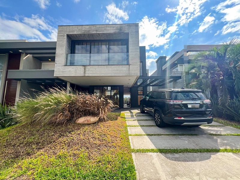 Sobrado à venda no condomínio Malibu Beach Residence : 1ª foto da galeria de imagens do imóvel