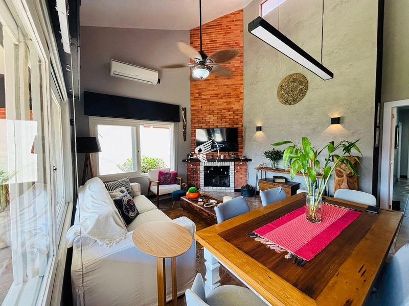 Casa térrea no Centro de Xangri-Lá: 5ª foto da galeria de imagens do imóvel