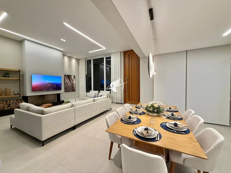 Casa à Venda no Condomínio Dubai: 35ª foto da galeria de imagens do imóvel