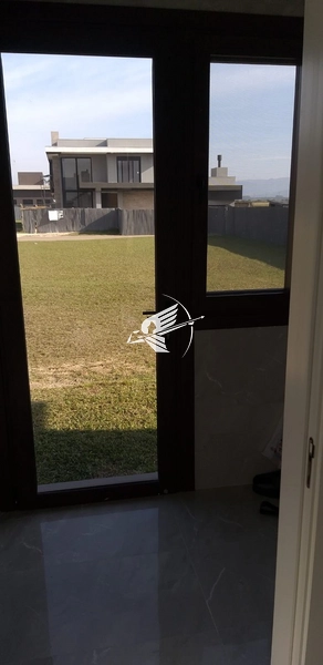 Casa térrea á venda no Condomínio Lagoa do Passo: 1ª foto da galeria de imagens do imóvel