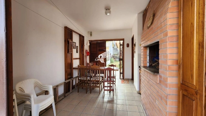 Casa térrea à venda no Centro de Xangri-Lá: 6ª foto da galeria de imagens do imóvel