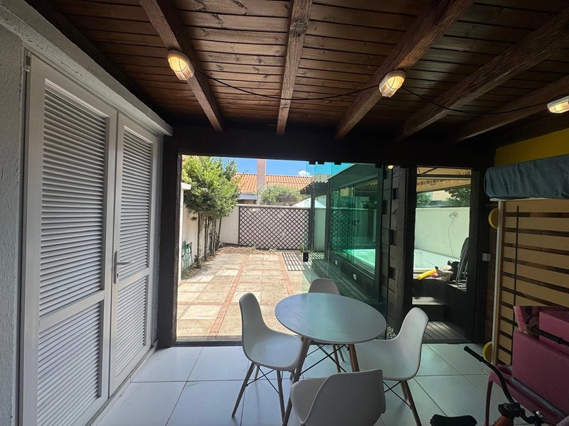 Casa a venda no condomínio Casa hermosa ! : 6ª foto da galeria de imagens do imóvel