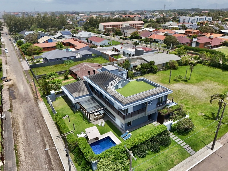 Casa à venda em Atlântida: 1ª foto da galeria de imagens do imóvel