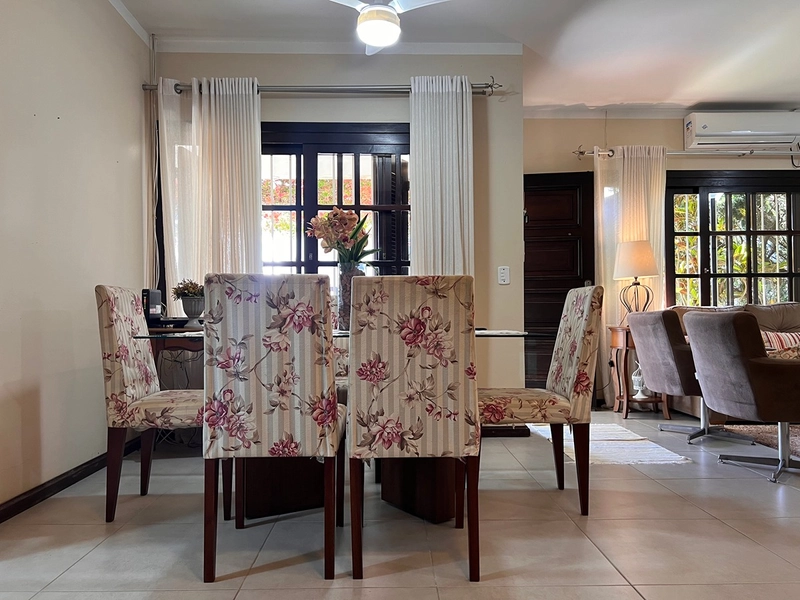 Casa à venda no Centro de Xangri-Lá: 6ª foto da galeria de imagens do imóvel