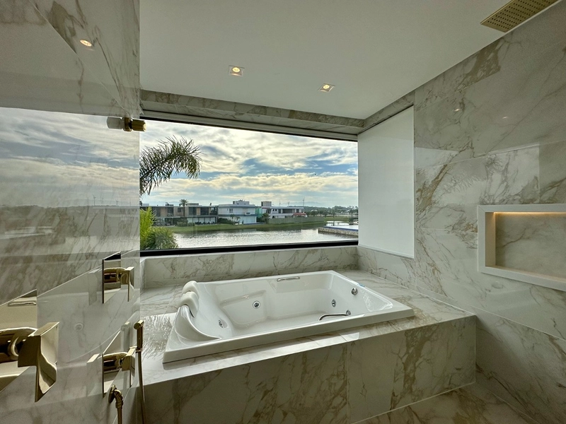 Mansão no Condomínio Enseada : 31ª foto da galeria de imagens do imóvel