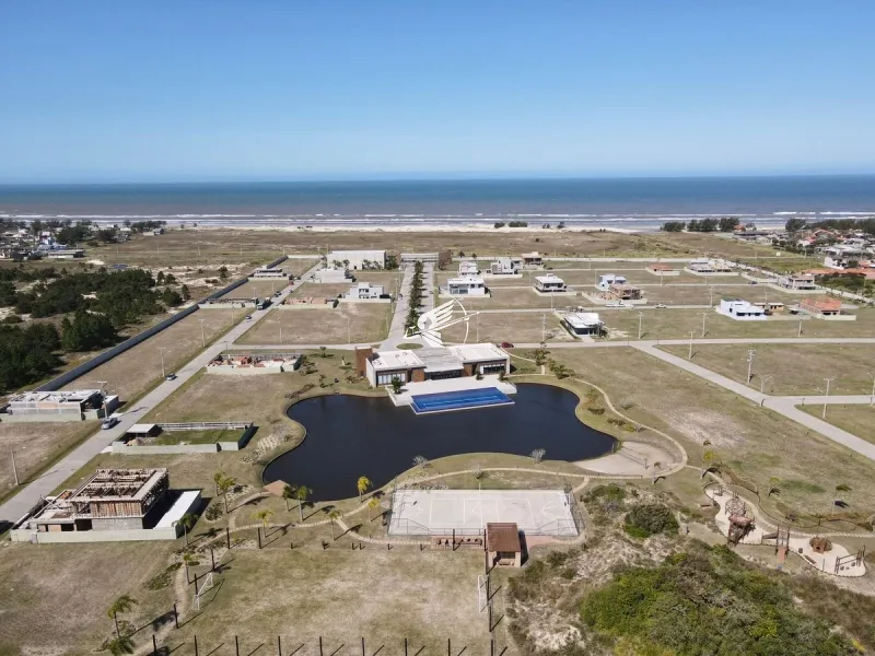 CASA NO CONDOMÍNIO ARENAS CURUMIM: 3ª foto da galeria de imagens do imóvel