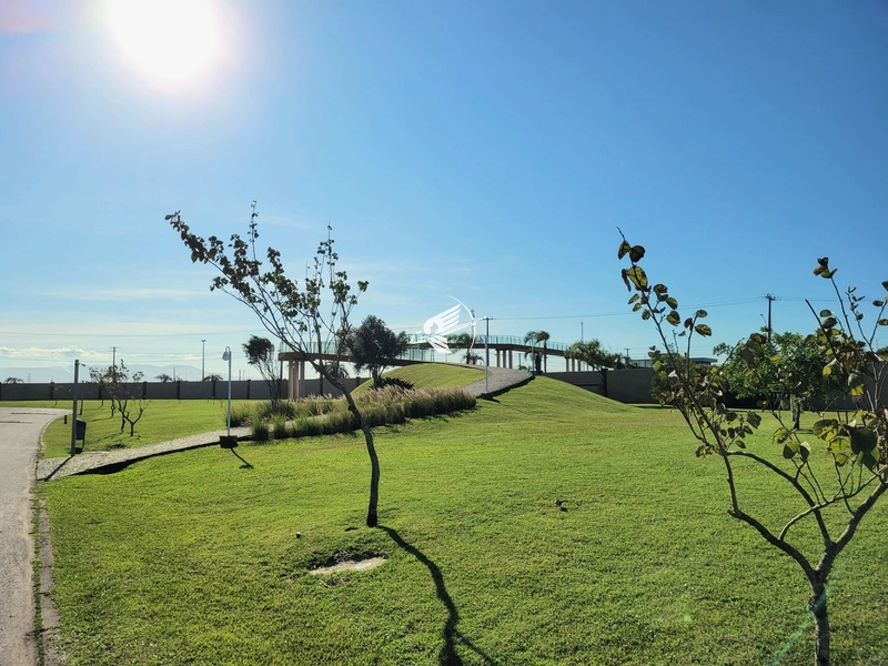Lote/Terreno beira lago à venda no condomínio Riviera em Xangri-Lá: 35ª foto da galeria de imagens do imóvel