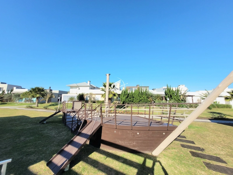 Lote/Terreno beira lago à venda no condomínio Riviera em Xangri-Lá: 29ª foto da galeria de imagens do imóvel