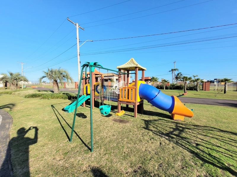 Lote/Terreno beira lago à venda no condomínio Riviera em Xangri-Lá: 46ª foto da galeria de imagens do imóvel