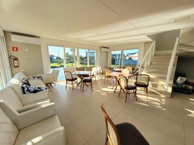 Lote/Terreno beira lago à venda no condomínio Riviera em Xangri-Lá: 41ª foto da galeria de imagens do imóvel